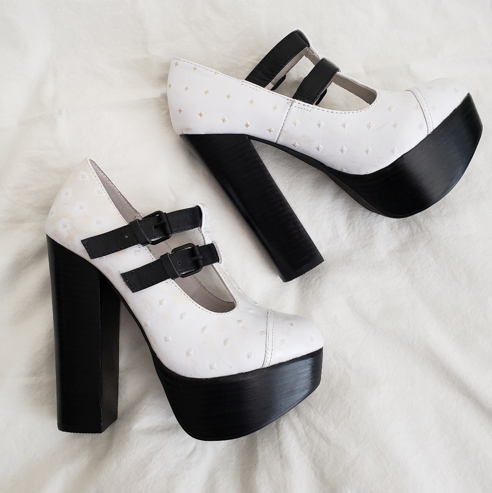 YES Alice leather platform heels buckle straps